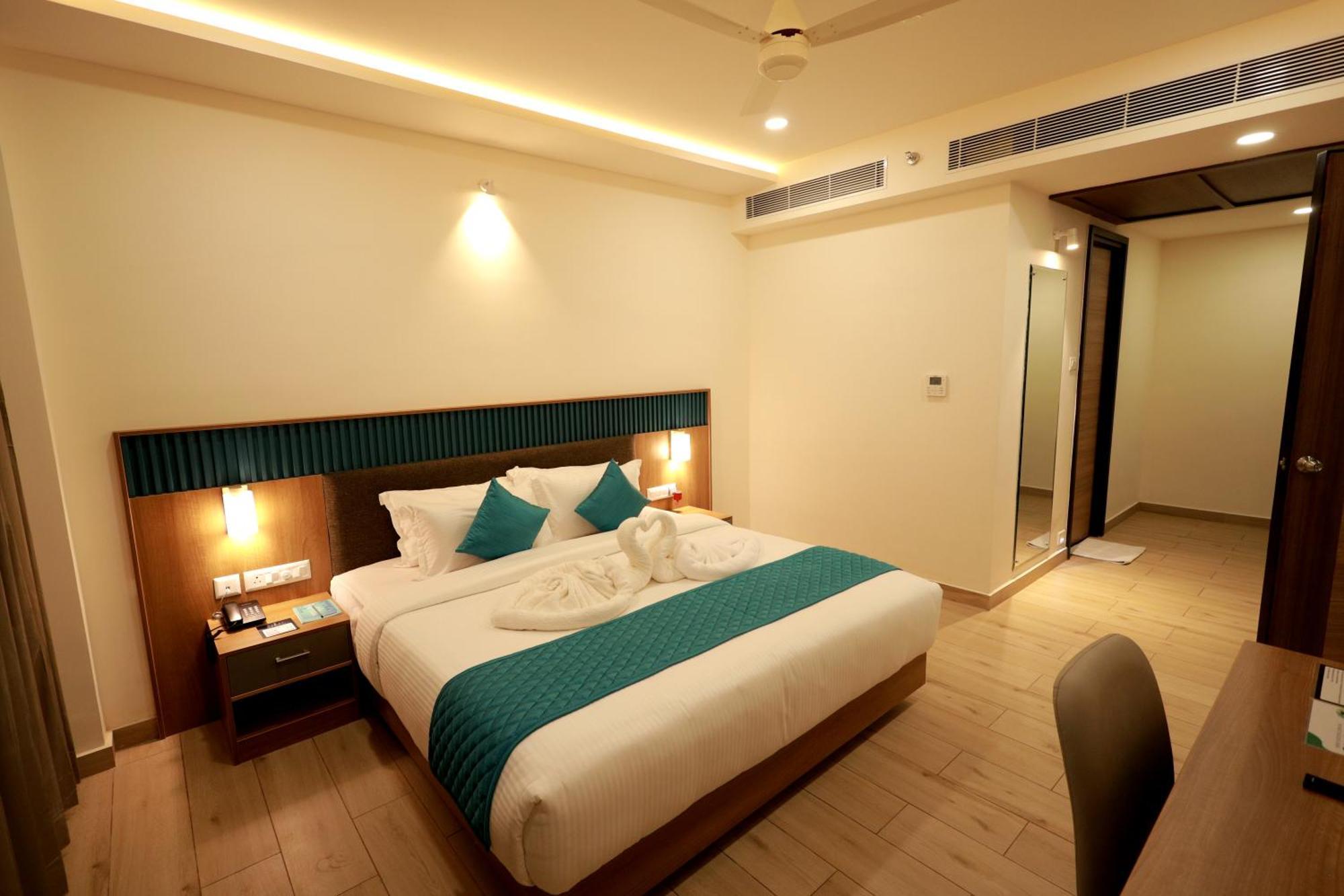Viraj Retreat Hotel Mundrothuruth Exterior photo