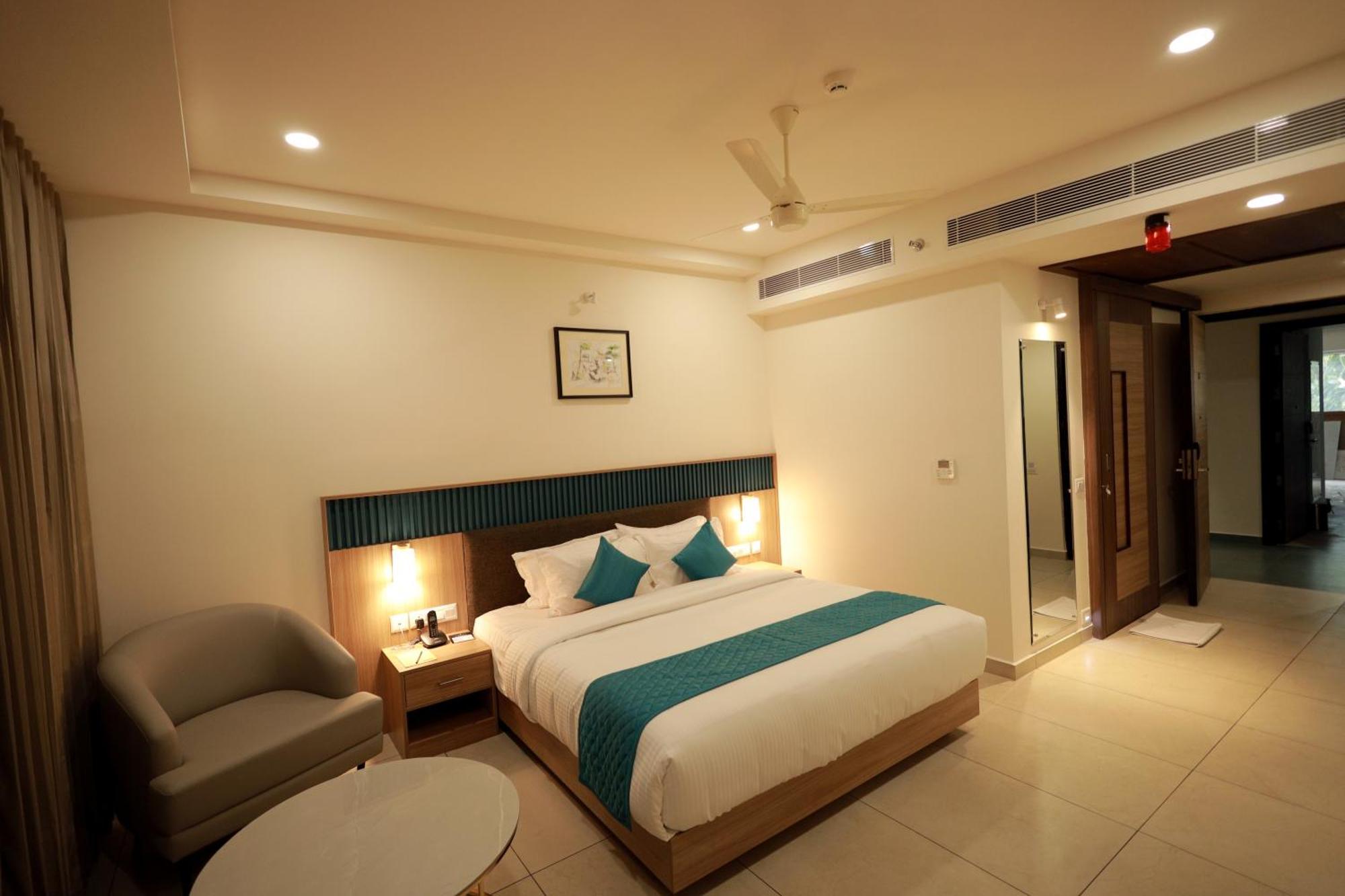 Viraj Retreat Hotel Mundrothuruth Exterior photo